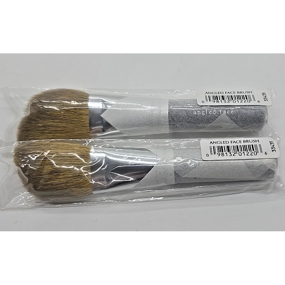 Bare Escentuals Other - NEW ANGLED Blush Brushes 2 SET! 2 Escentuals‎ bare Minerals MakeUp 33435
